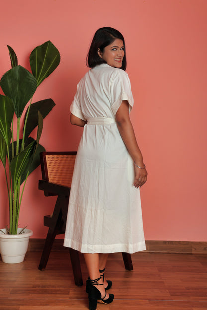 The Air Loom: Effortless White Midi
